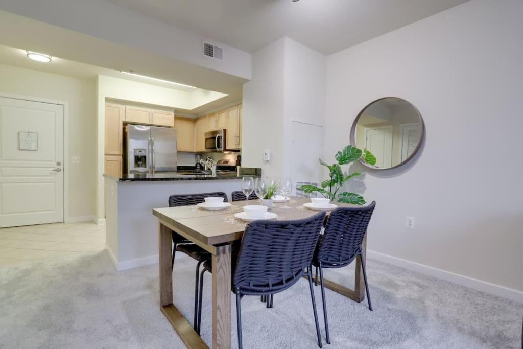 Condo With Gym And Pool In Pentagon City 8Min To Dca Arlington Bagian luar foto